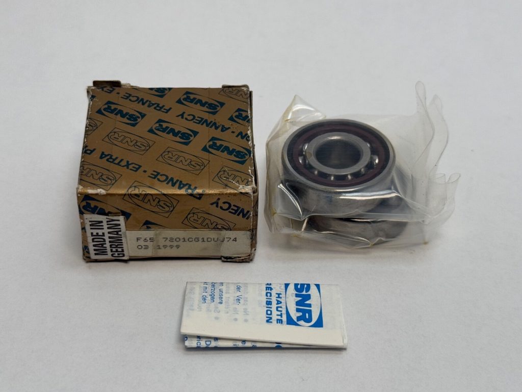 Angular contact bearing - 12 mm ID, 32 mm OD, 10 mm Width, Open, 15°.