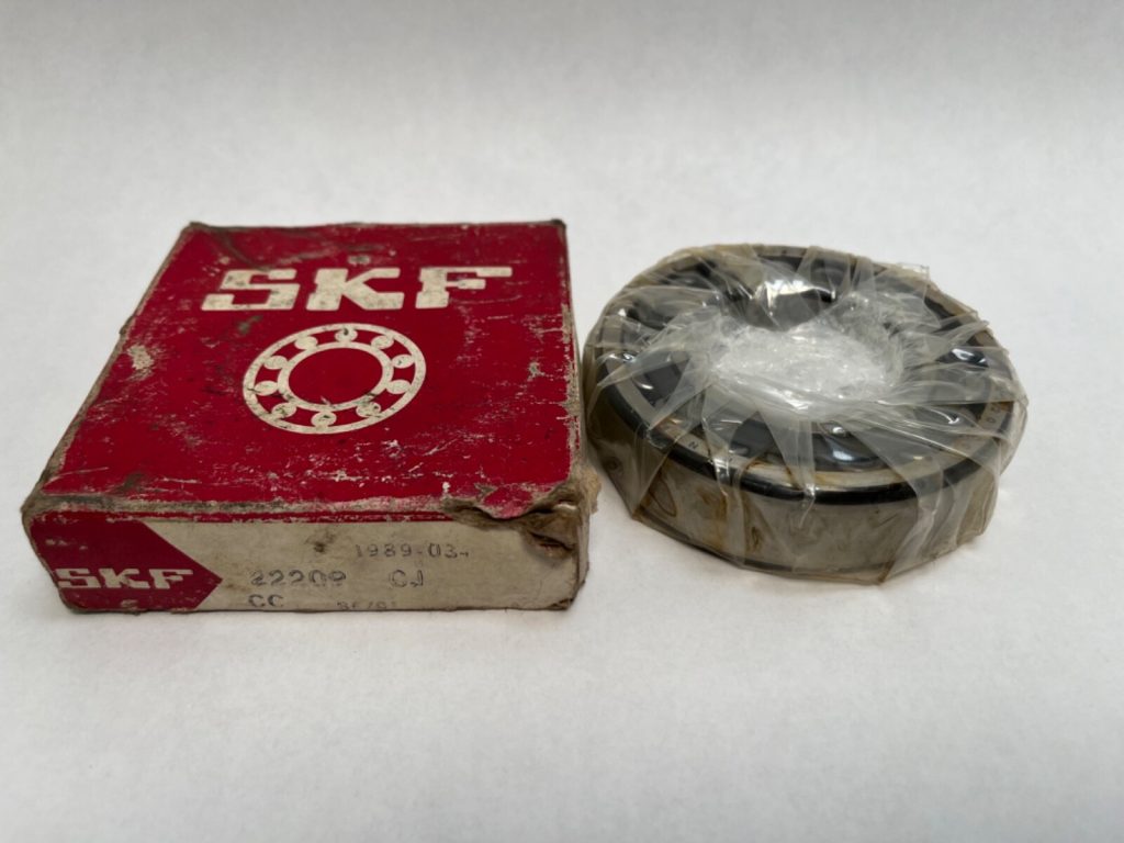 Double-Row Spherical Roller Bearing 45 x 85 x 23 mm, Straight Bore, Pressed Steel Cage, CN Clearance