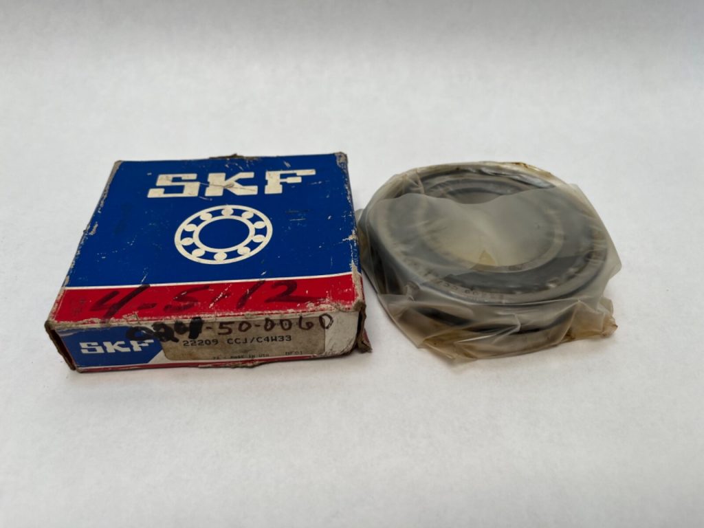 Spherical Roller Bearing - Straight Bore, 45 mm ID, 85 mm OD, 23 mm Width, Open, C4 Clearance, W33 Lubrication Groove