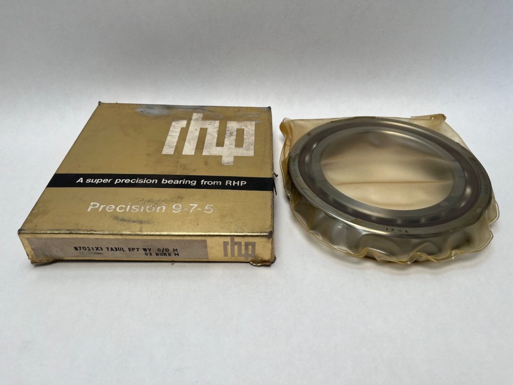 Super Precision Angular Contact Ball Bearing - Straight Bore, 105 mm ID, 160 mm OD, 26 mm Width, Open, 25° Contact Angle, Single Universal Light Preload, ABEC 7
