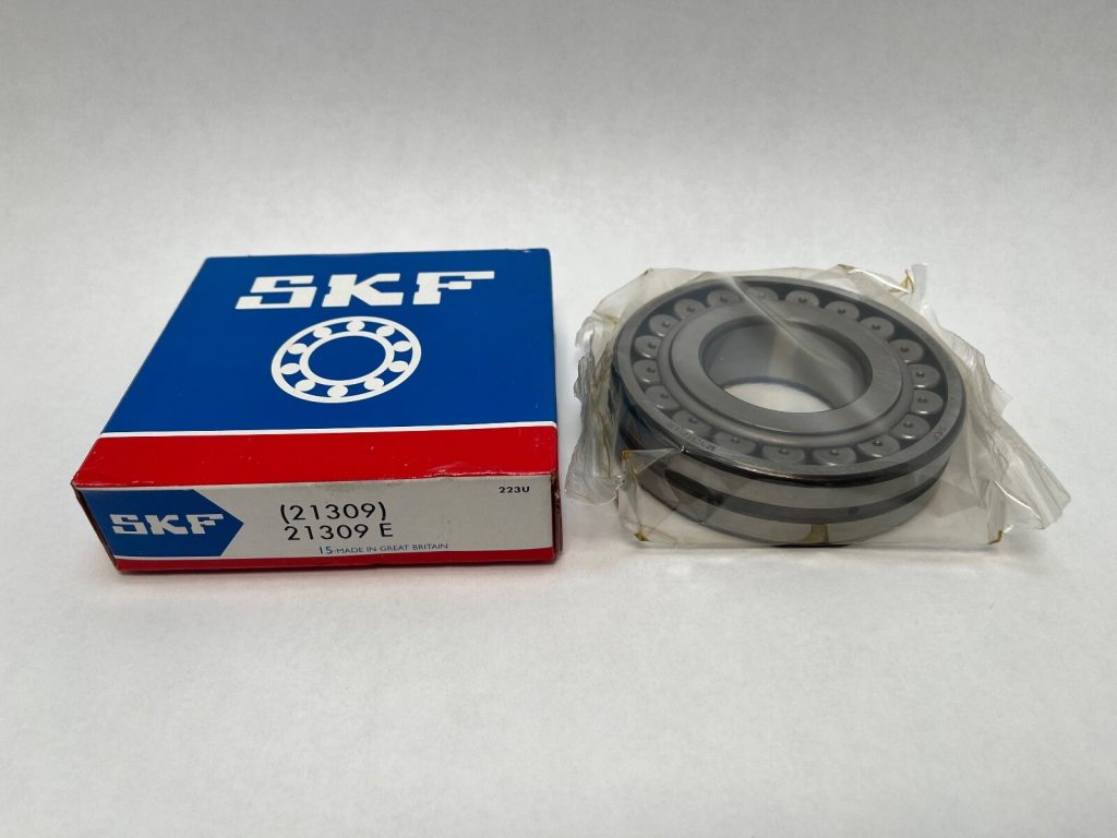 Spherical Roller Bearing - Straight Bore, 45 mm ID, 100 mm OD, 25 mm Width, Open, Reinforced E Design, W33 Lubrication Groove, CN Clearance