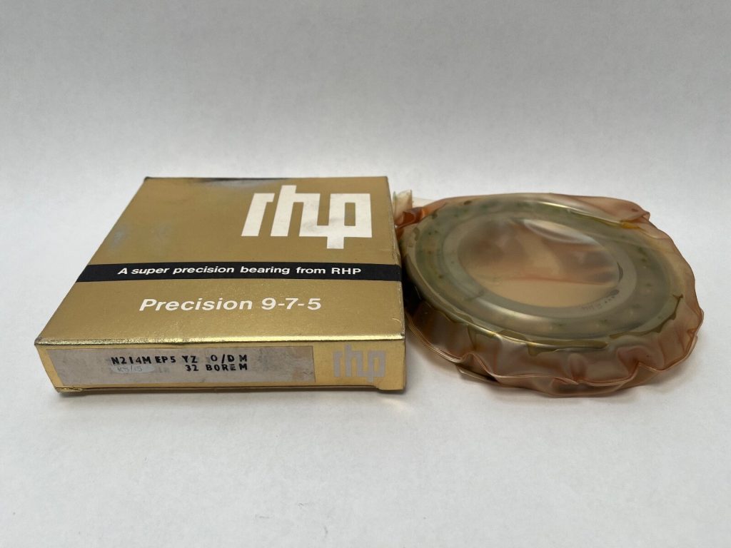 Cylindrical Roller Bearing - Straight Bore, 70 mm ID, 125 mm OD, 24 mm Width, 1 Row, CN Internal clearance