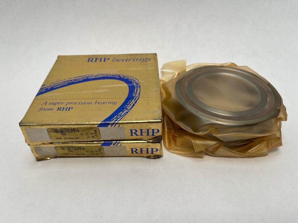 Super Precision Angular Contact Ball Bearing - Straight Bore, 60 mm ID, 95 mm OD, 18 mm Width, Open, 25 Degree Contact Angle, ABEC 7, Medium Preload, Phenolic Cage