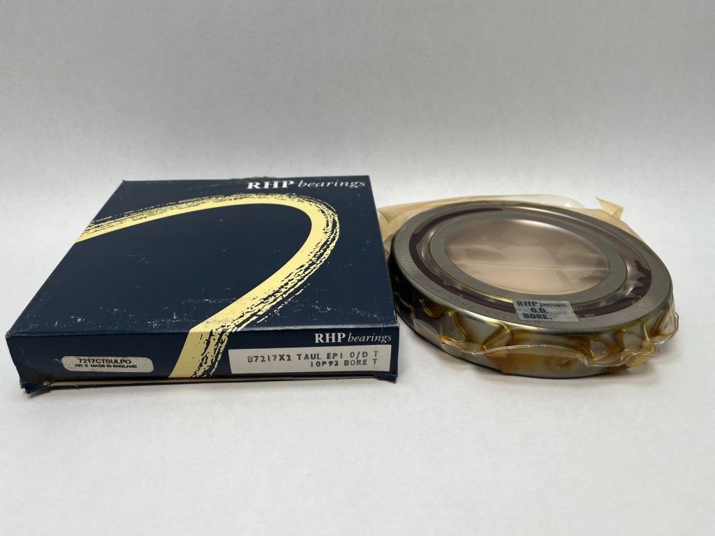 Angular Contact Ball Bearing 85x150x28 mm 15 Degree Single Universal Light Preload Normal Class