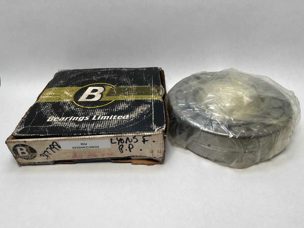22224 K M C3 W33 Double-Row Spherical Roller Bearing 120x215x58 mm Tapered 1:12 Bore Brass Cage