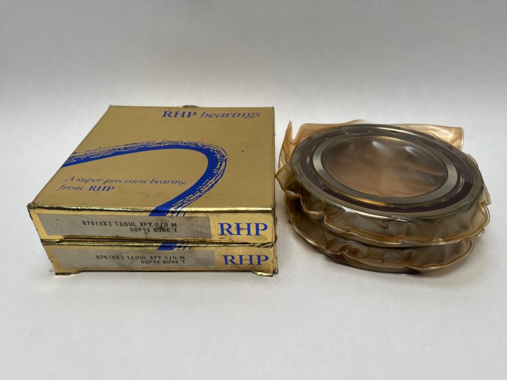 Super Precision Angular Contact Ball Bearing - 90 mm ID, 140 mm OD, 24 mm Width, Open, 15° Contact Angle, Light Preload, Matched Pair