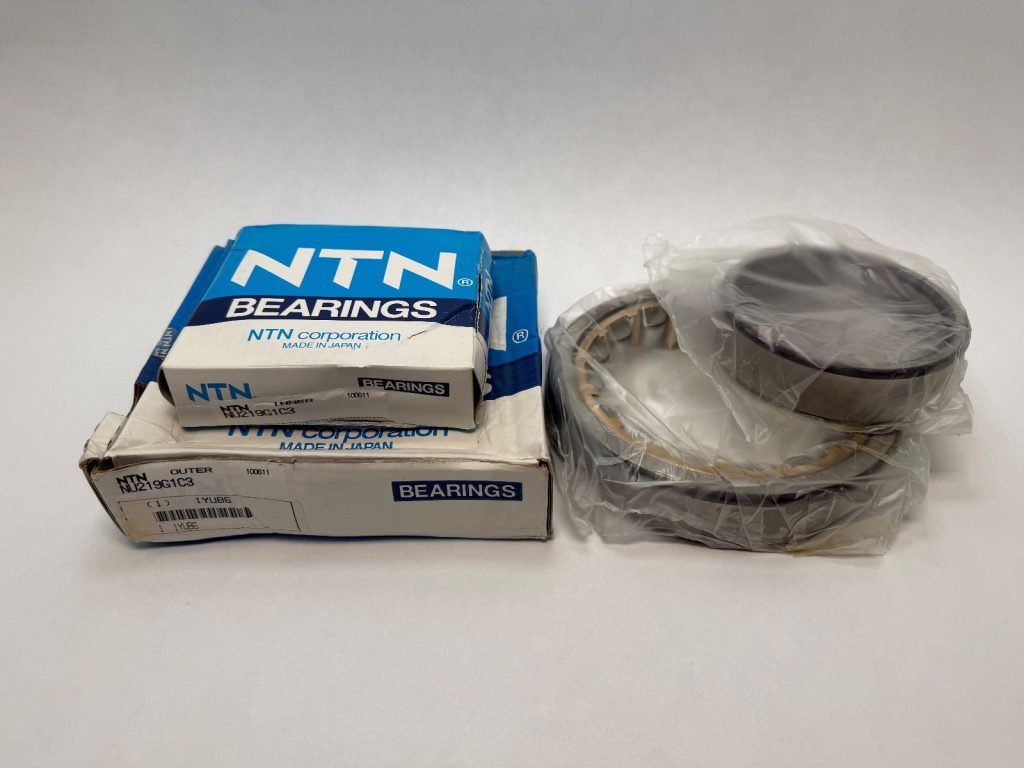 Cylindrical Roller Bearing 95 x 170 x 32 mm, Single Row, NU Non-Locating, Machined Brass Cage, C3