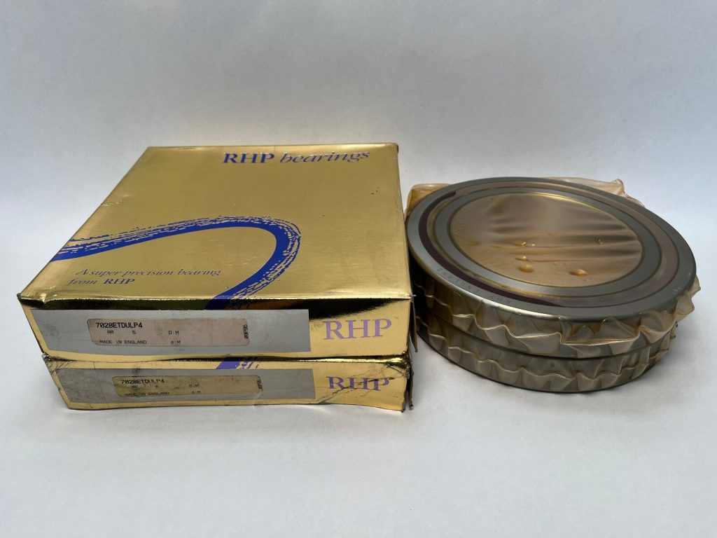 Super Precision Angular Contact Ball Bearing Duplex Pair - 140 mm ID, 210 mm OD, 33 mm Width, 25° Contact Angle, P4, Light Preload, Open