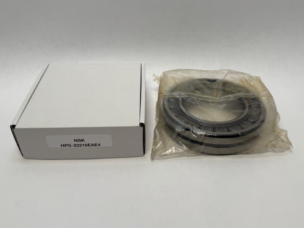 Double-Row Spherical Roller Bearing – Cylindrical Bore, 80 mm ID, 140 mm OD, 33 mm Width, Open, W33 Lubrication Groove, CN Clearance