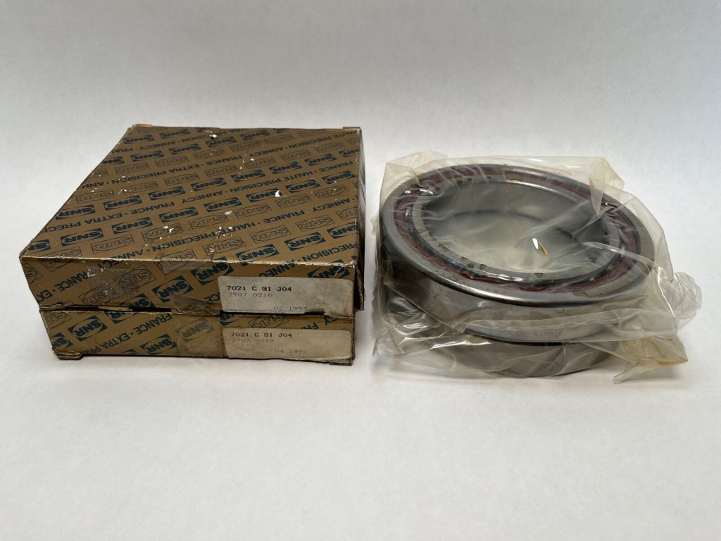 Super Precision Angular Contact Ball Bearing - Straight Bore, 105 mm ID, 160 mm OD, 26 mm Width, Open, 15° Contact Angle, Laminated Phenolic Cage