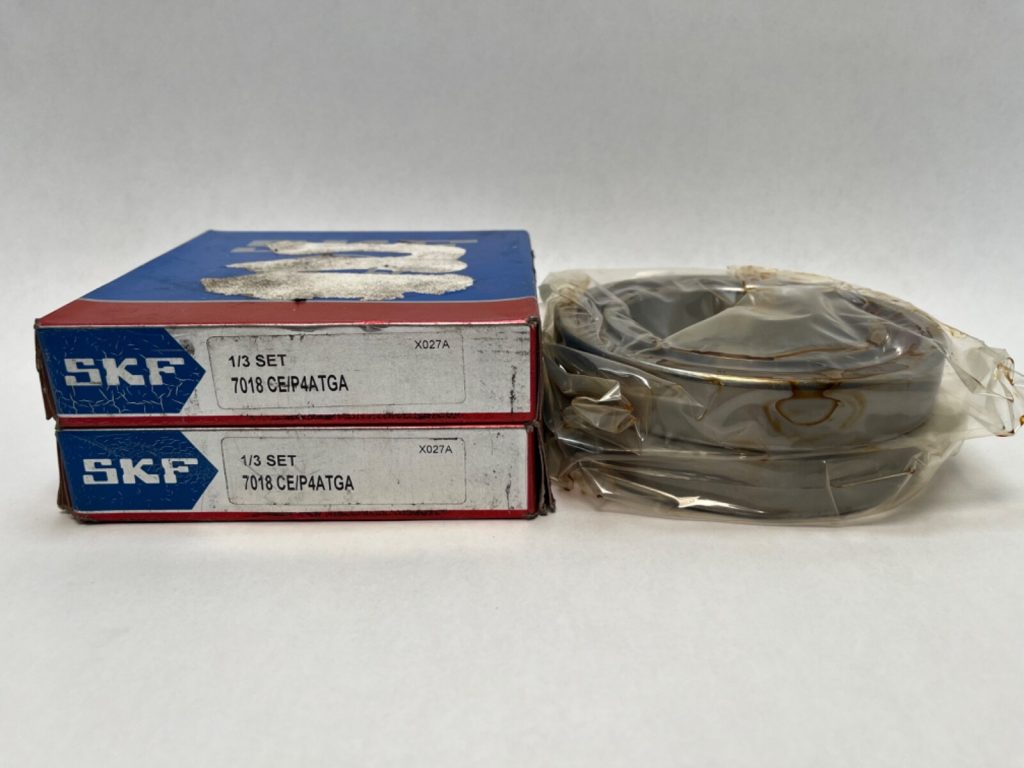 Super Precision Angular Contact Ball Bearing - Straight Bore, 90 mm ID, 140 mm OD, 24 mm Width, Open, 15° Contact Angle, High-Speed E Design, Light Preload