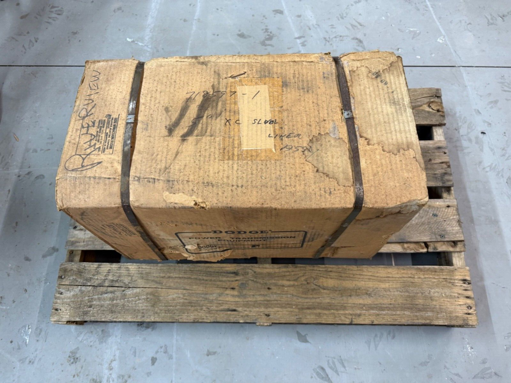 Babbitt Sleeve Bearing Pillow Block Assembly - 5.000 in Bore, 10.000 in Width, 2-Bolt, Cast Iron, Heavy Duty, Fixed