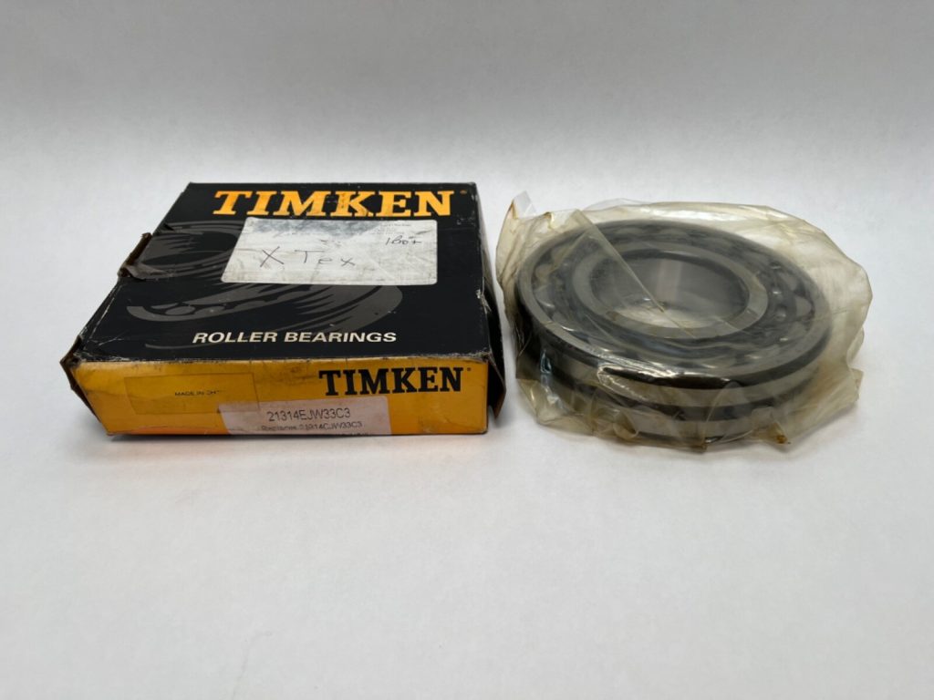 Double Row Spherical Roller Bearing 70 x 150 x 35 mm, Straight Bore, Steel Cage, C3, W33