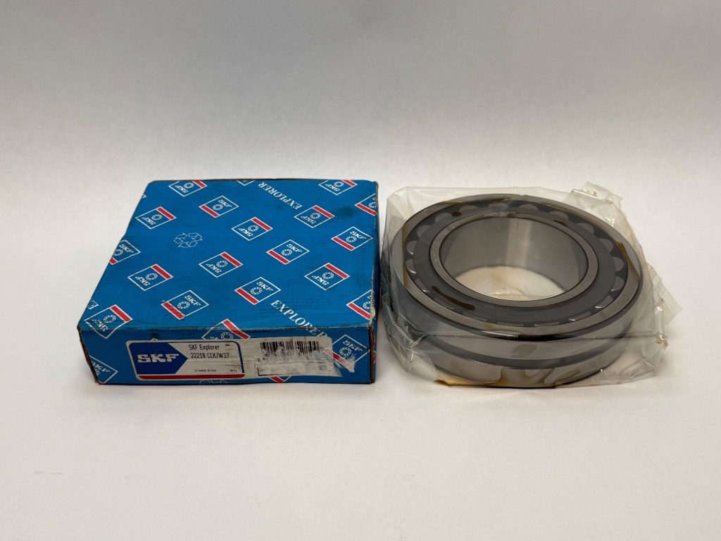 Double-Row Spherical Roller Bearing, 95 mm Tapered Bore (1:12) x 170 mm O.D. x 43 mm Wide, Outer-Ring Lubrication Groove and 3 Holes — Adapter Sleeve Not Included