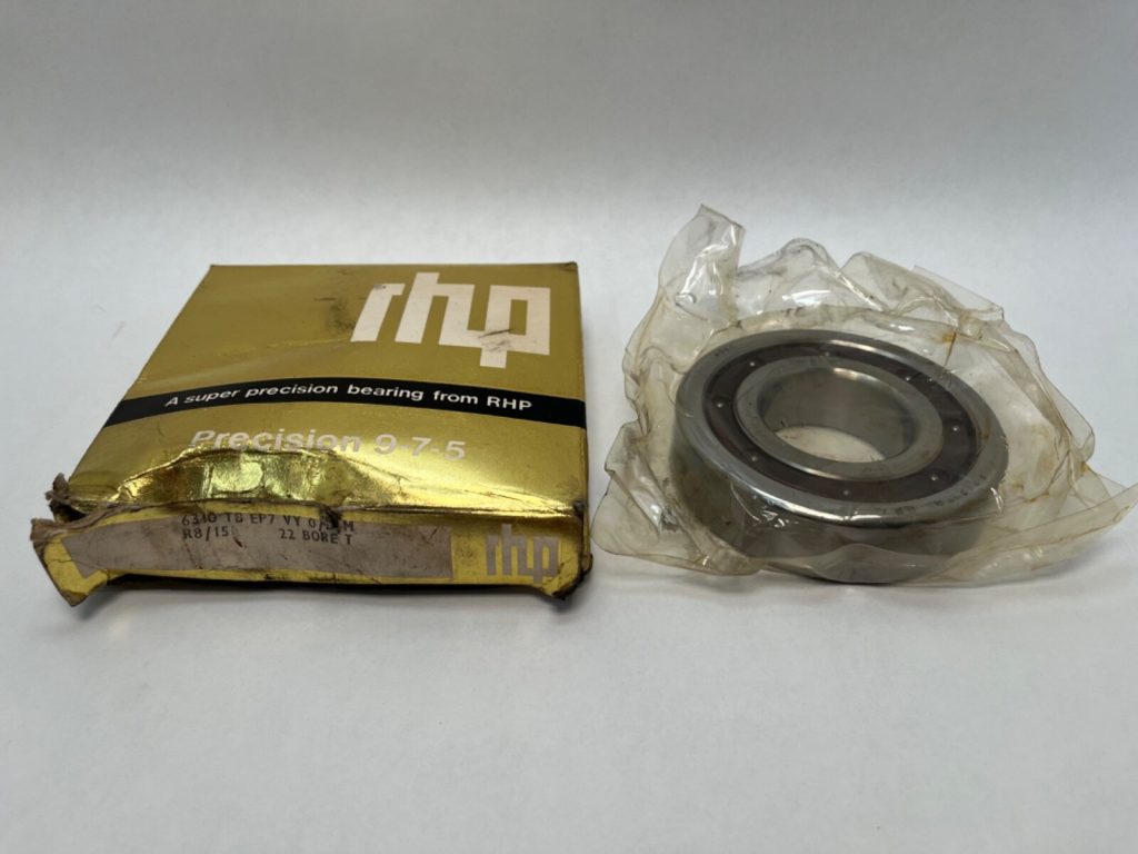 Deep Groove Ball Bearing 50x110x27 mm P4 Precision Phenolic Cage Open Both Faces