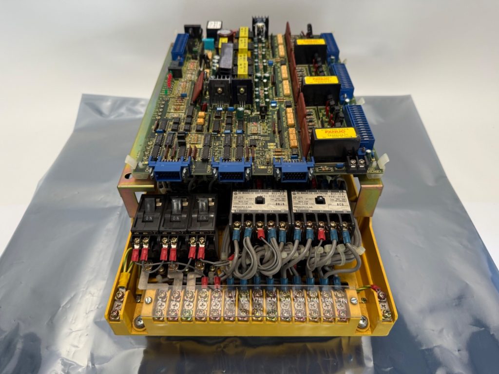 Fanuc A06B-6058-H321 Servo Amplifier Drive A06B6058H321