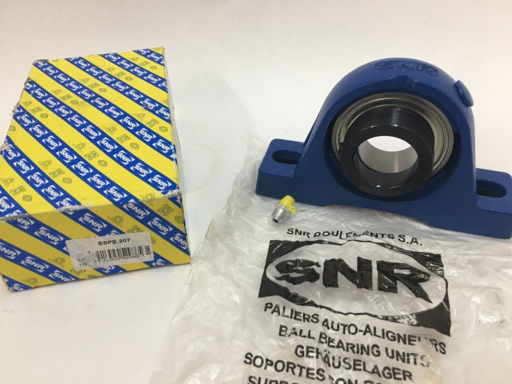 2-Bolt Pillow Block Ball Bearing Unit, 35 mm Bore, 207 Series, Eccentric Locking Collar, Self-Aligning