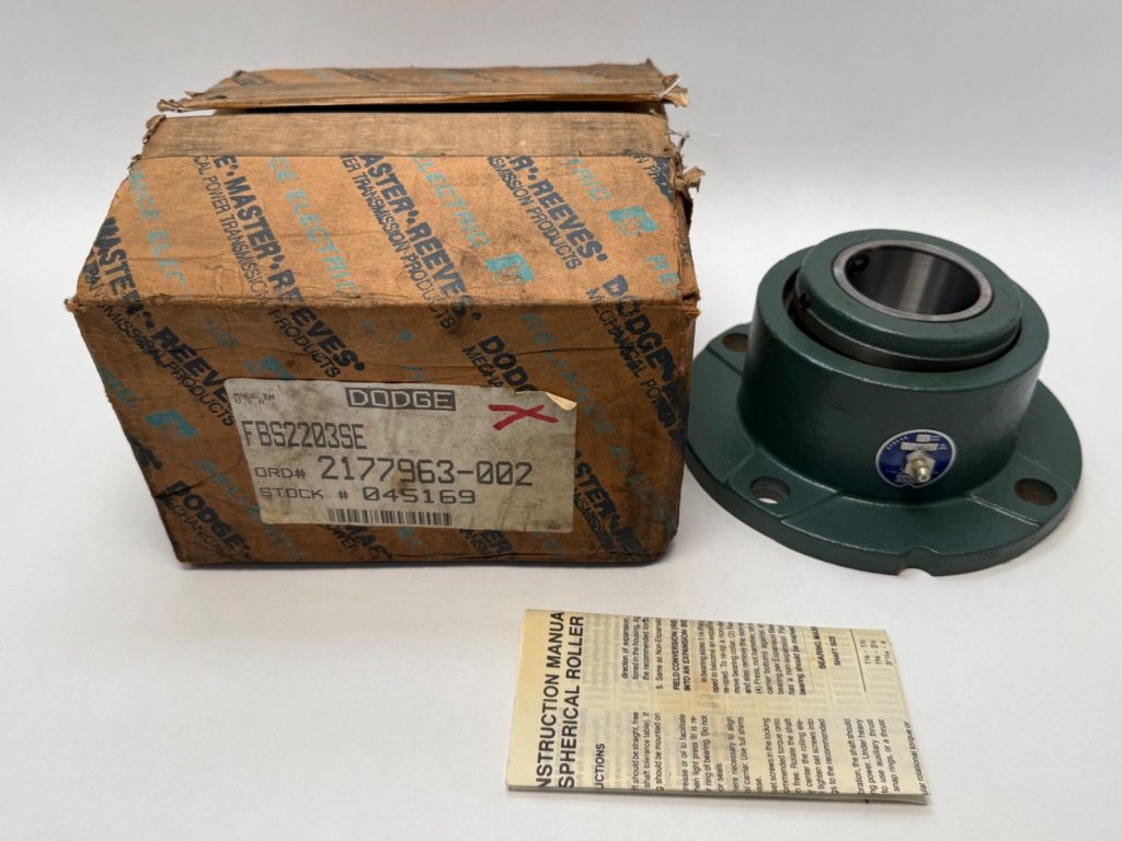S-2000 Spherical Roller Flange Mount Bearing Unit, 2-3/16" Bore, Expansion, Setscrew Collar