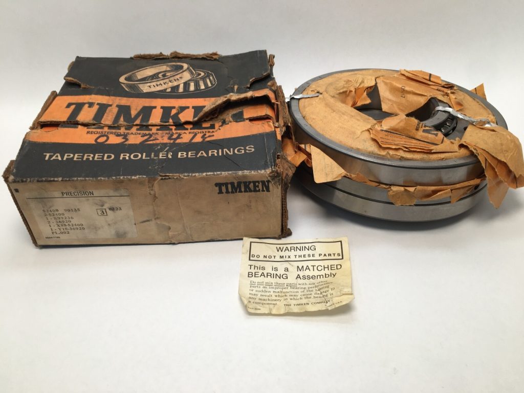 Two-Row Tapered Roller Bearing Assembly 4 in Bore, 8-15/16 in Outside Diameter, Complete With Cone and Cup Spacers