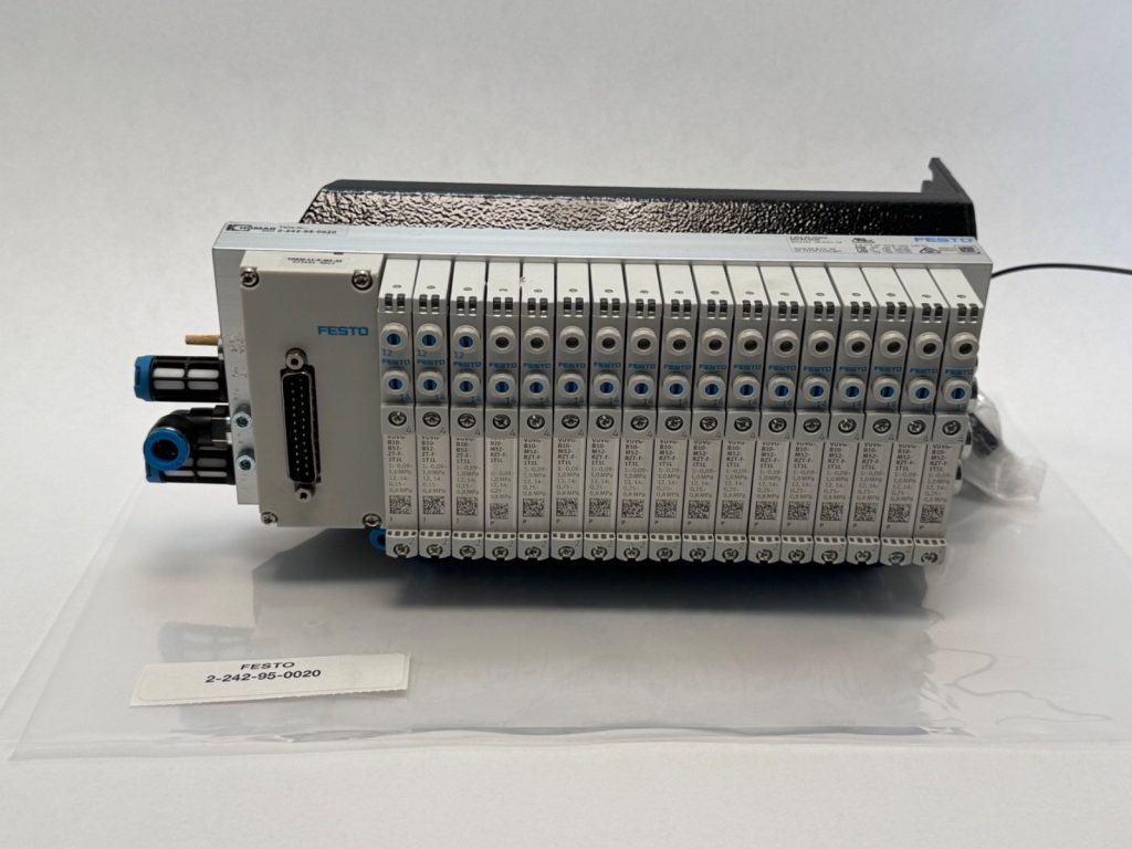 VTUG Valve Terminal Assembly with 25-Pin Sub-D Multi-Pin Electrical Interface, 24 V DC