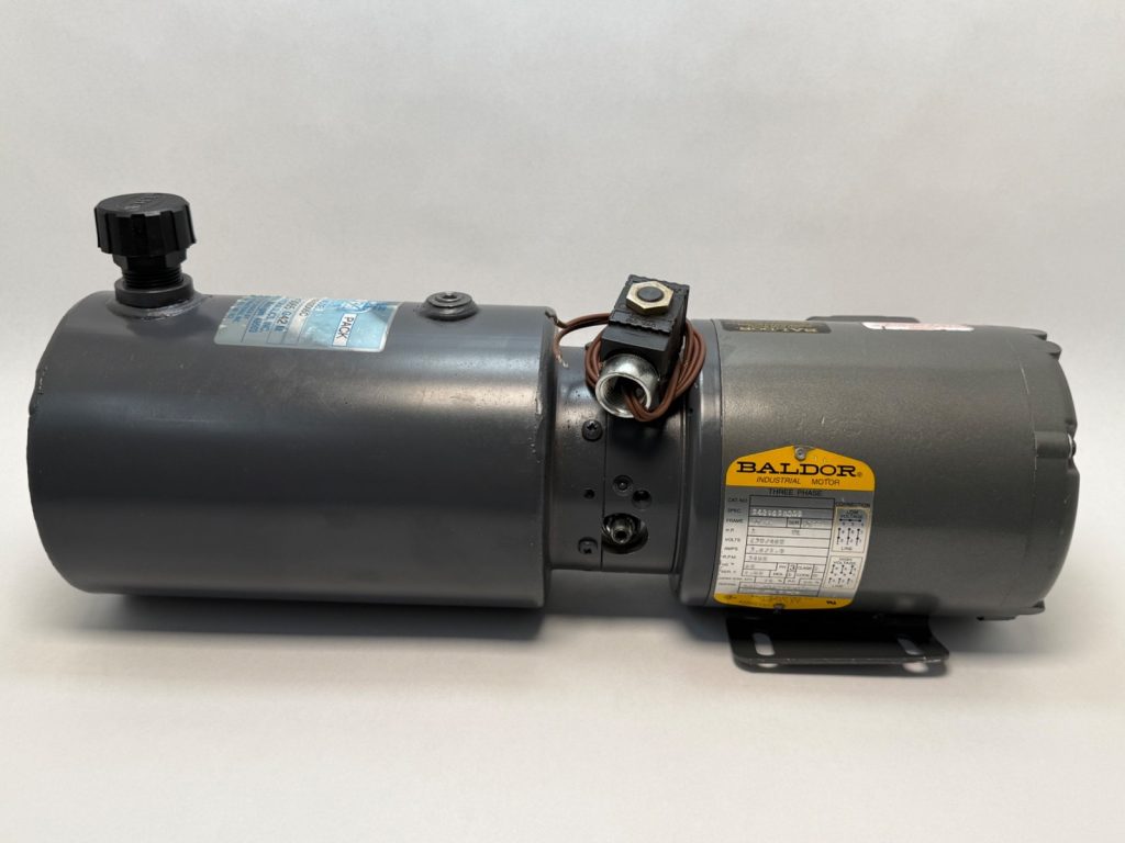 Dyna-Pack M419-208-03D05C Hydraulic Motor Baldor 34G163W805 48YZ Frame