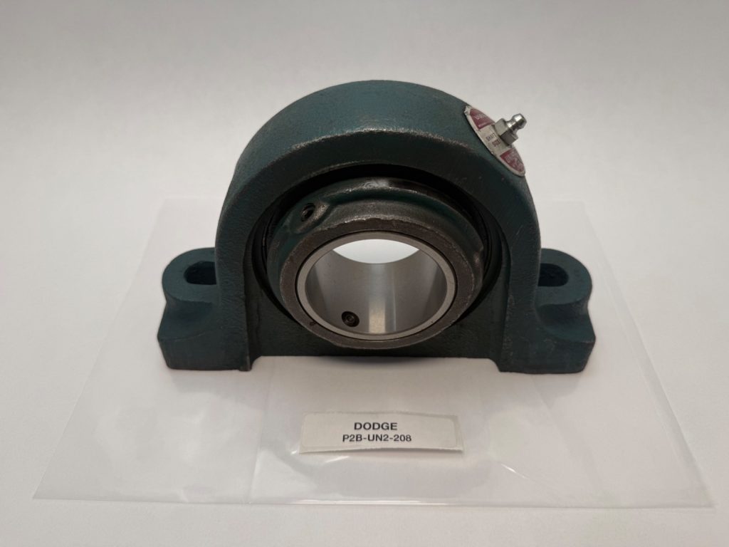 Two-Bolt Pillow Block Bearing, 2-1/2 in Bore, Double-Row Spherical Roller, Concentric Collar Lock, Non-Expansion