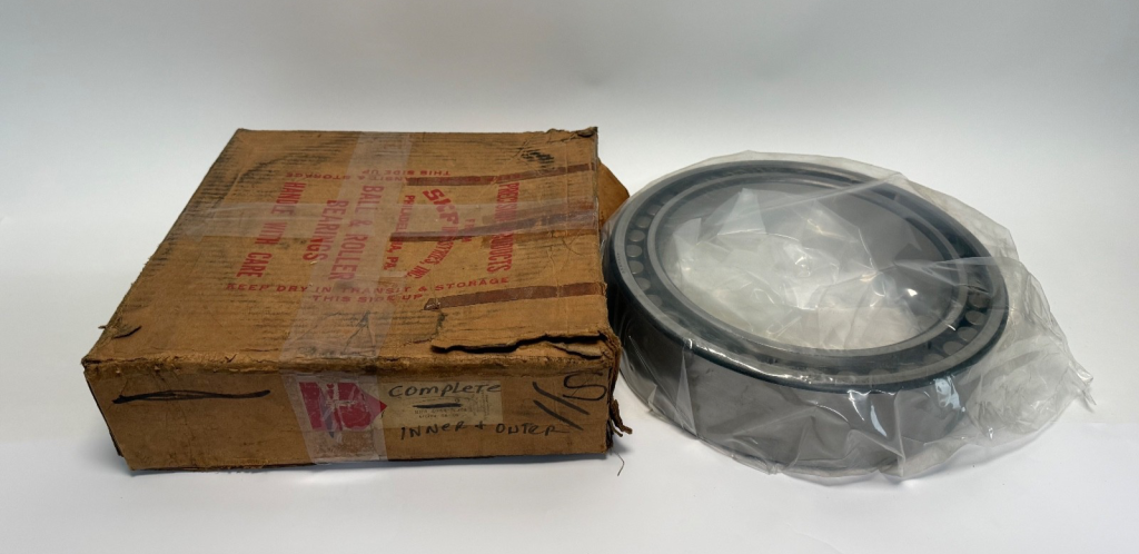 Cylindrical Roller Bearing - Straight Bore, 220 mm ID, 300 mm OD, 80 mm Width, 2 Row, C4 Internal Clearance
