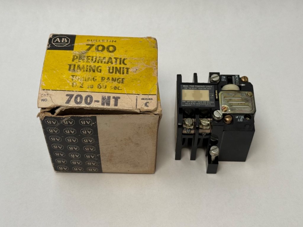Allen-Bradley 700-NT Pneumatic Timing Unit Series C