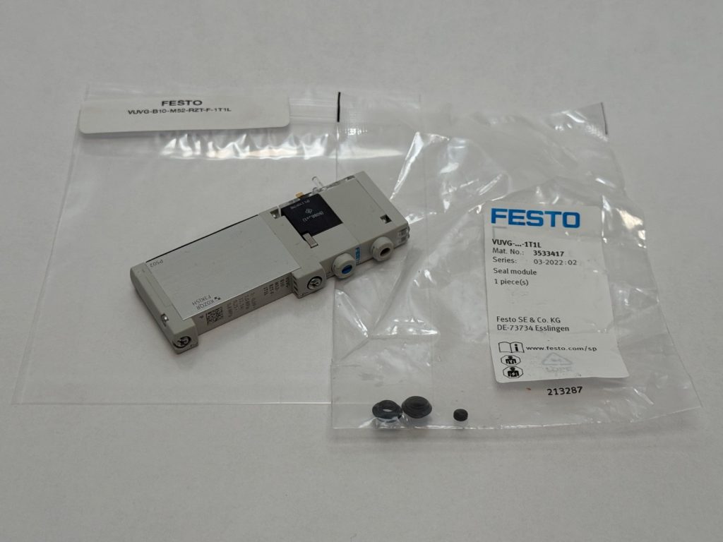 5/2 Bistable Double Solenoid Valve, 10 mm, 24 V DC, External Pilot, Sub-Base Mount, ~220 l/min