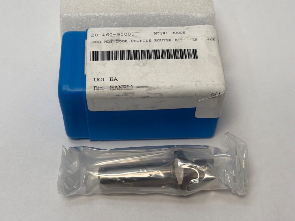 PCD Diamond Router Bit — MDF, 25.4 x 22 x 12.7 mm, 2 Flute, Right Hand