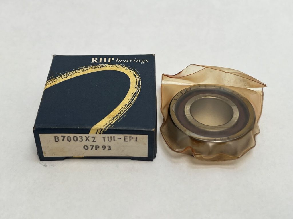 Angular Contact Ball Bearing 17 x 35 x 10 mm, 15 Degree Contact Angle, Phenolic Cage, Universally Ground Single, Light Preload, Open, 1 Pc