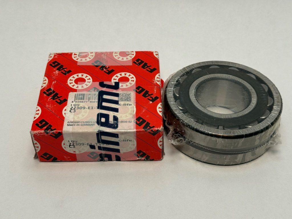 Spherical Roller Bearing 45 x 100 x 36 mm, Double Row, Straight Bore, Polyamide Cage, C3