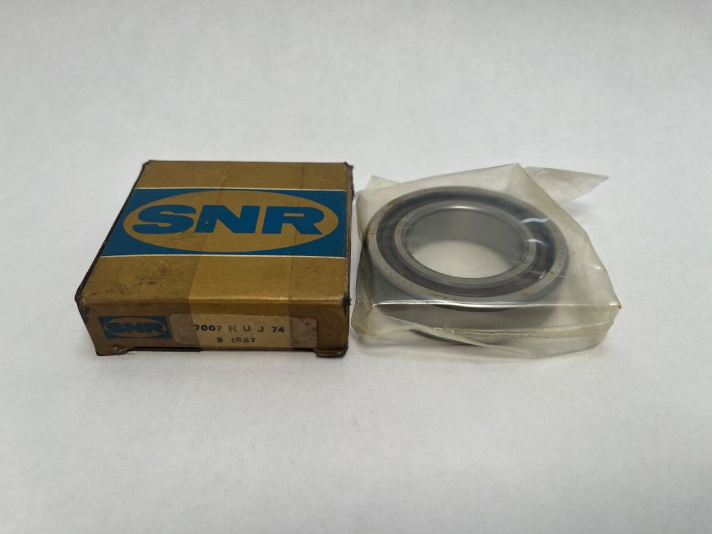 Super Precision Angular Contact Ball Bearing - Straight Bore, 35 mm ID, 62 mm OD, 14 mm Width, Open, 25° Contact Angle, Universal Light Preload
