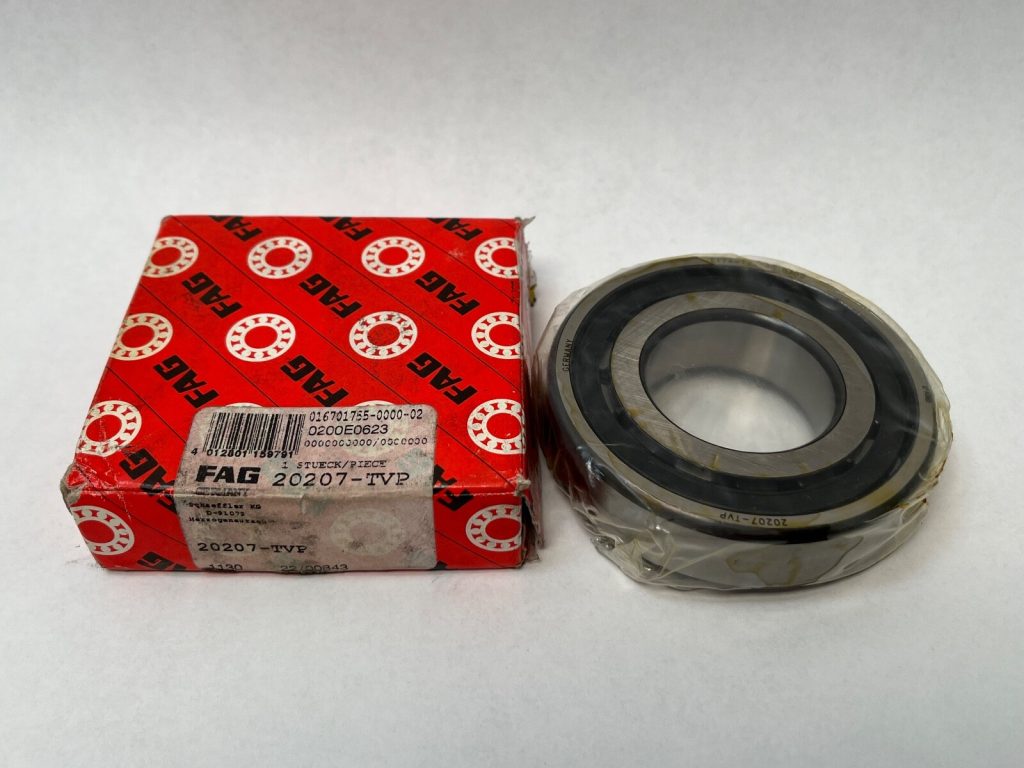 Self Aligning Bearing - Straight Bore, 35 mm ID, 72 mm OD, 17 mm Width, Open, CN Internal clearance.