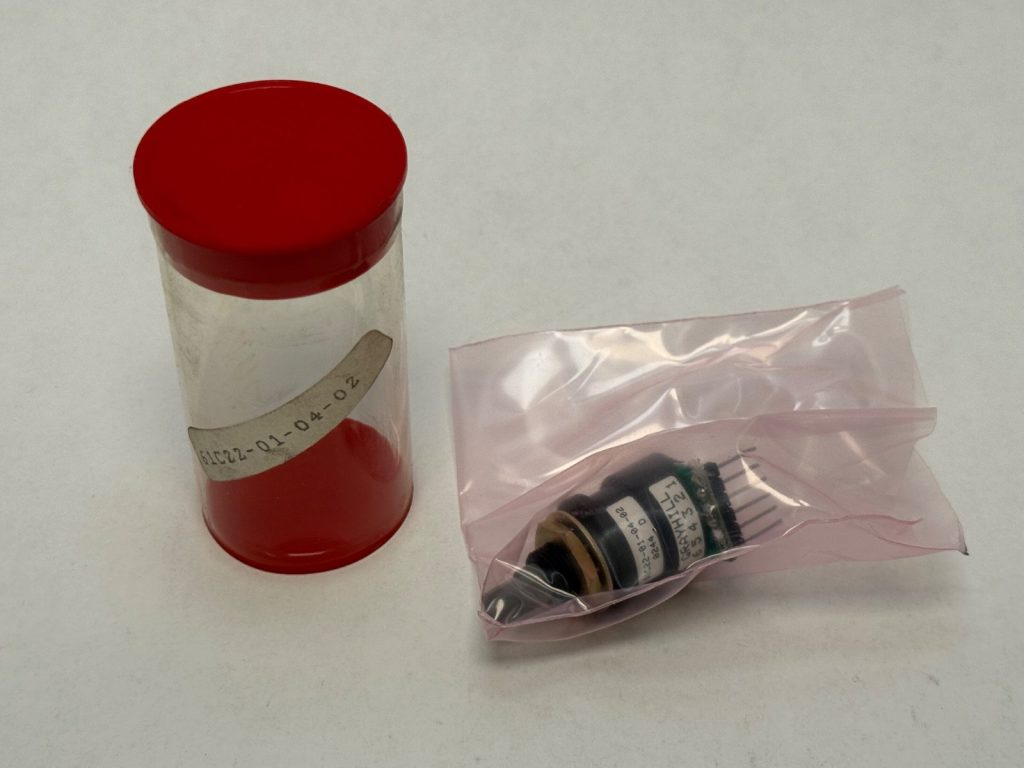 Optical Rotary Encoder — 16 PPR Quadrature, 16 Detents, Push Switch, 5 V, 1/4 in Shaft