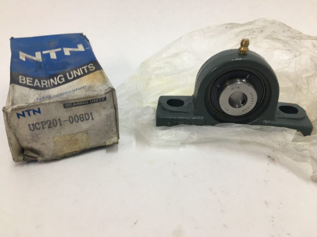 Two-Bolt Pillow Block Bearing Unit, 1/2" Bore, Setscrew Locking, Nitrile Contact Seals, Relubricatable