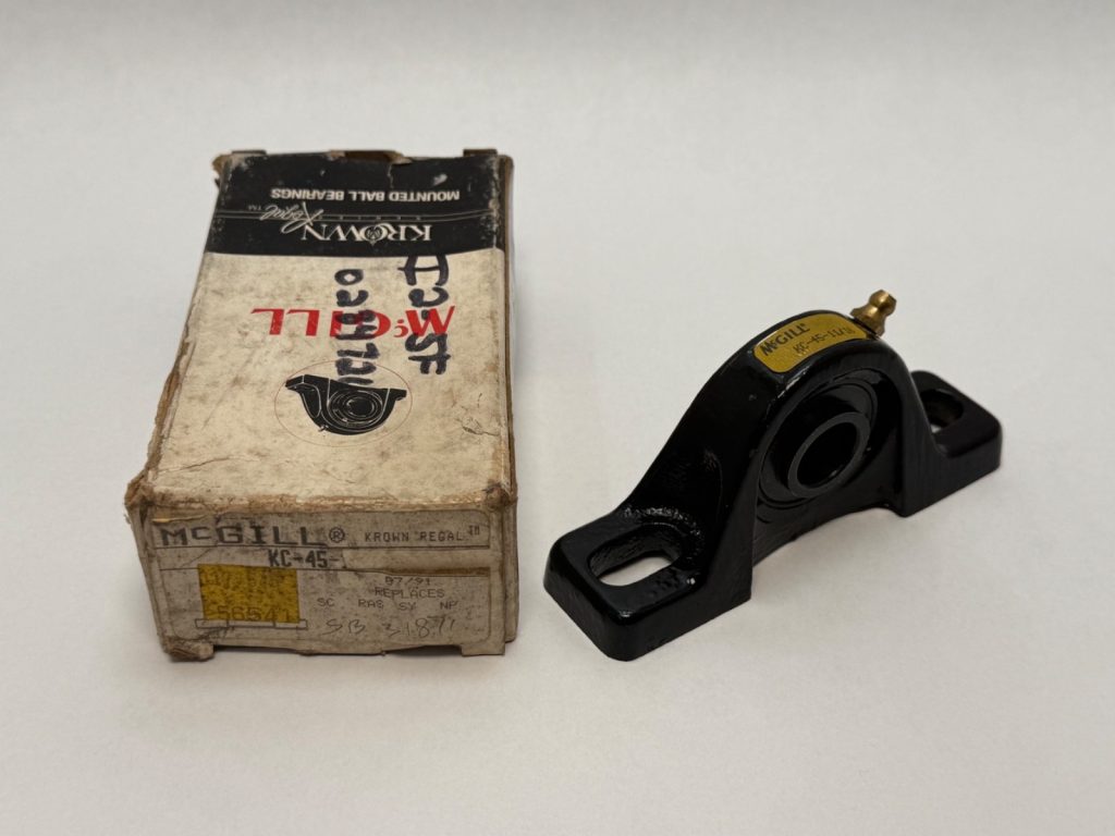 McGill KC-45-11/16 pillow block bearing - image 1