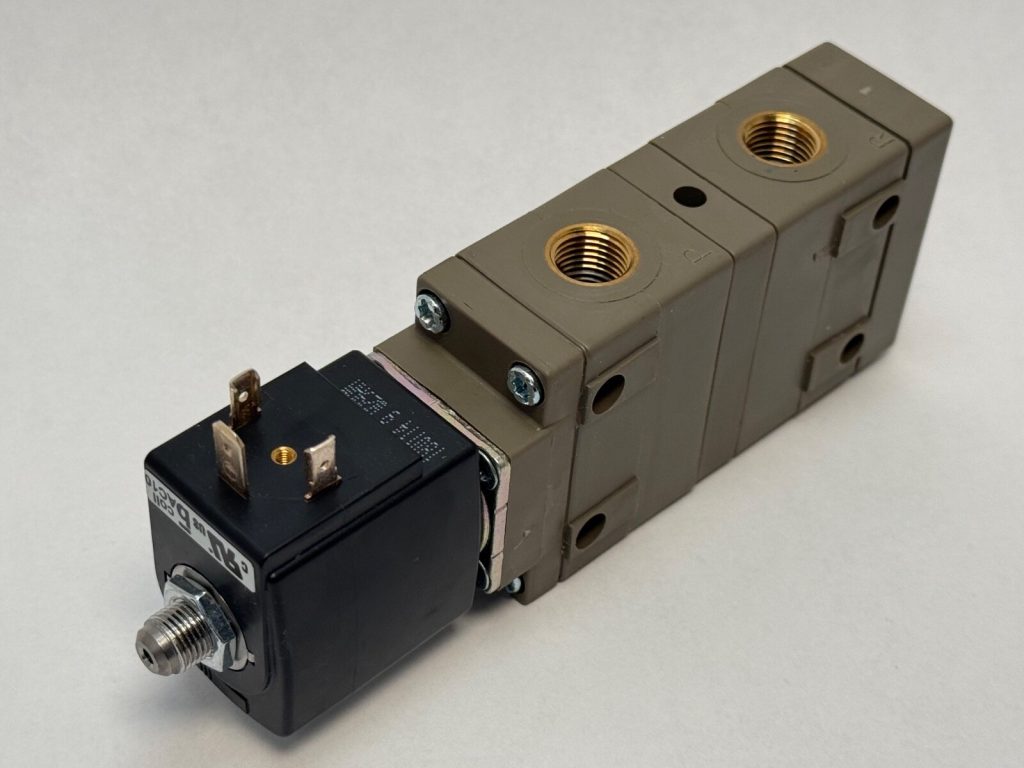 Solenoid Valve with Coil – Ident 00292204, German Manufacture