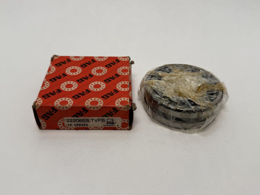 FAG 22206ES.TVPB.C3 Spherical Bearing 30x62x20 mm 22206-ES-TVPB-C3 22206E