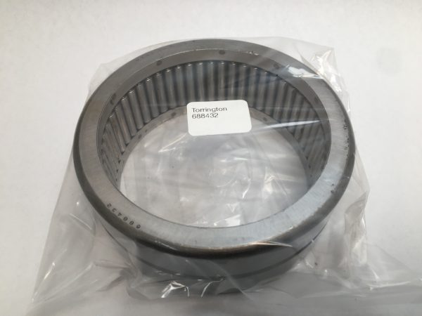Torrington 688432 needle roller bearing in plastic packaging, showing visible needle rollers and labeled bag