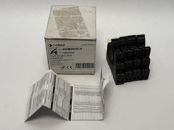 Cabur XCM2C024 DIN rail relay module – image 1