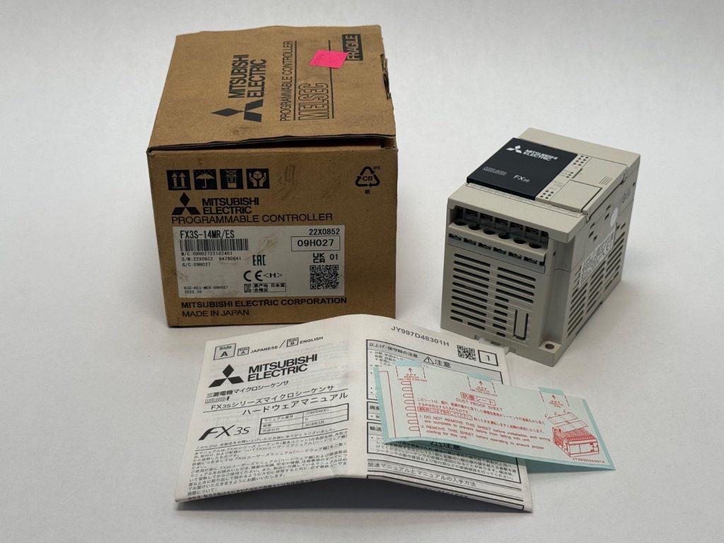 PLC Main Unit — MELSEC-F FX3S, 8 Inputs, 6 Relay Outputs, 100–240 V AC, 19 W