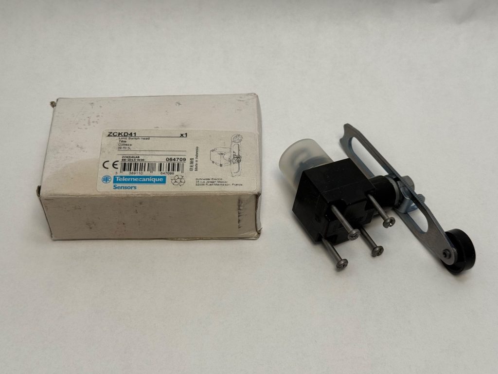 Telemecanique ZCKD41 limit switch head