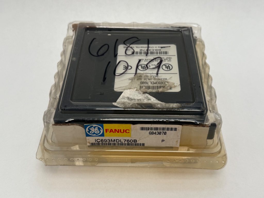 GE Fanuc IC693MDL760B Series 90-30 solenoid valve output module in plastic packaging