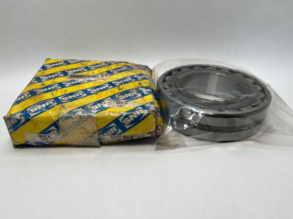 SNR 22222EAB33J30 spherical roller bearing – image 1