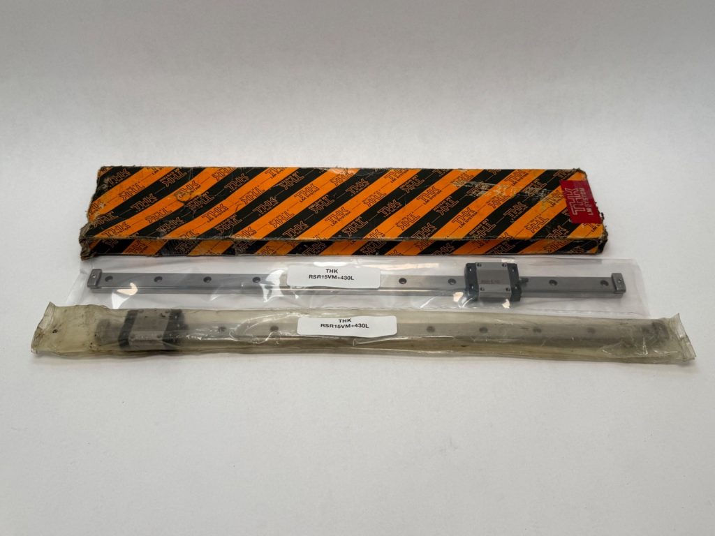 Miniature LM Guide Assembly — Two Size-15 V-Type Stainless Carriages on One 430 mm Rail, Normal Clearance