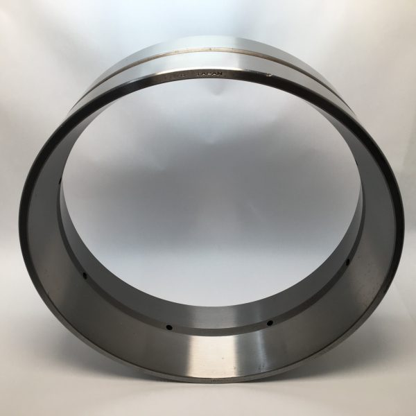 Double tapered roller bearing cup, 17-5/8" OD x 5-3/4" W, HM259000 series, metal ring viewed at angle