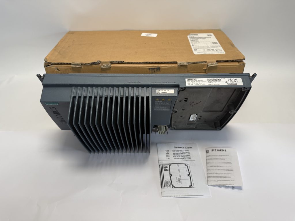Siemens 6SL3525-0PE17-5AA1 SINAMICS G120D PM250D Power Module 0.75kW 380-500V