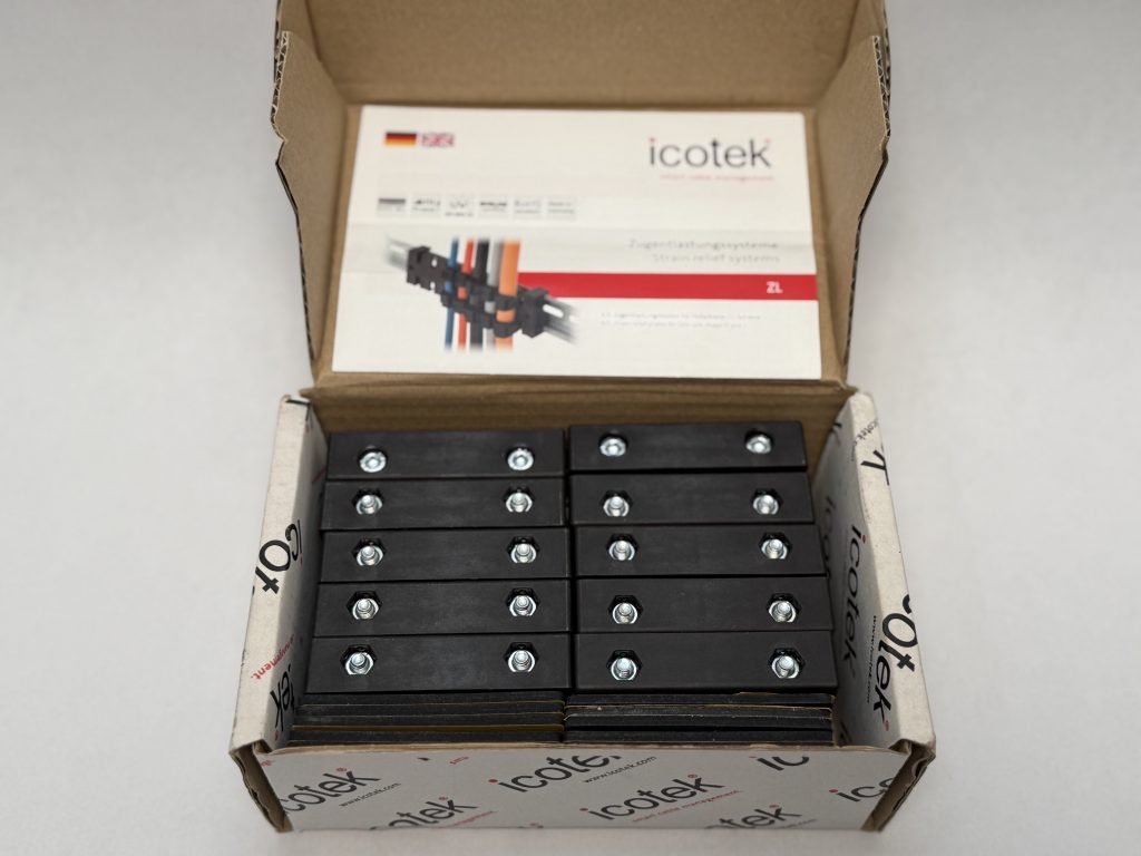Icotek 42204 KEL-B4 Split Cable Entry Frame Black IP54 46x46mm Box Of 10